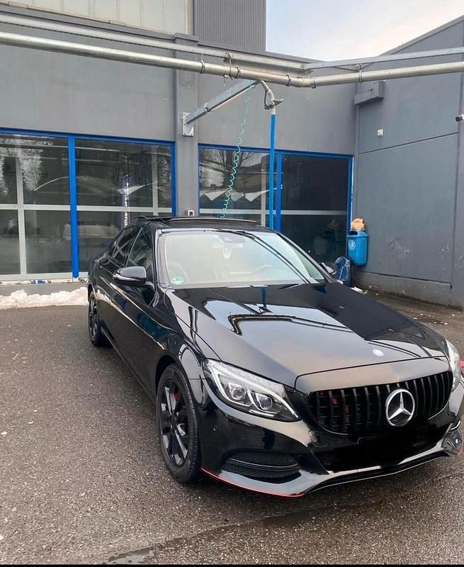 Schwarz Gebraucht 2014 Mercedes C220 Limousine | 20.000 € (Fairer Preis) - Bild 1/4