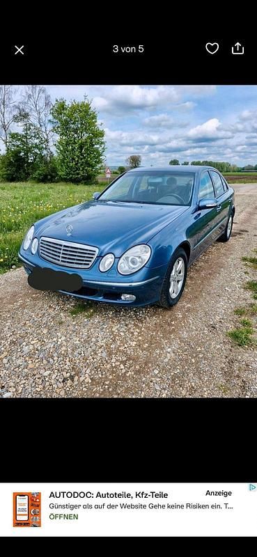 Gebraucht Mercedes E200 163 PS (119 kW) 2003 Blau Limousine