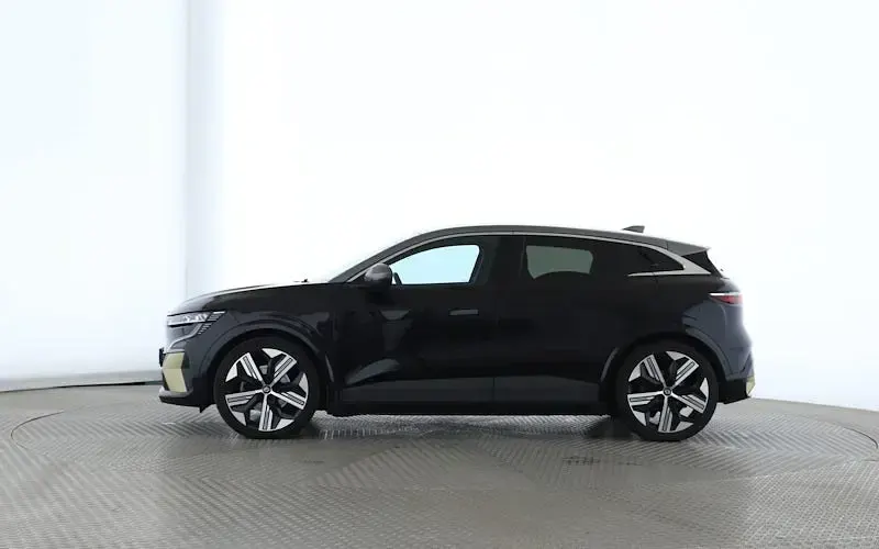 Gebraucht Renault Megane E-Tech Iconic 160 kW (218 PS) 2023 Schwarz Limousine