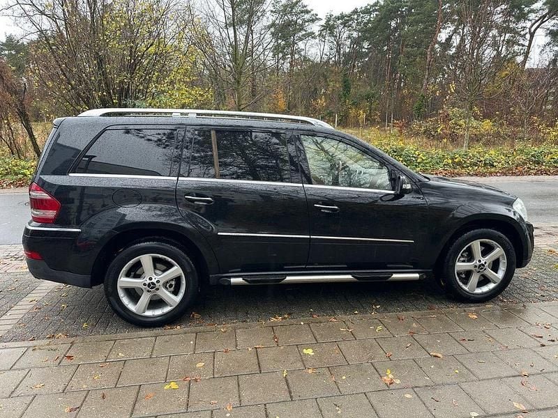Gebraucht Mercedes GL450 340 PS (250 kW) 2008 Schwarz SUV
