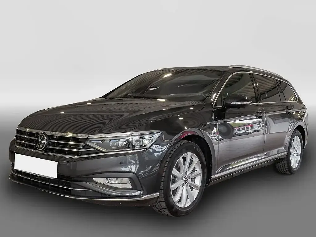 Używany VW Passat Elegance 150 KM (110 kW) 2024 Kombi