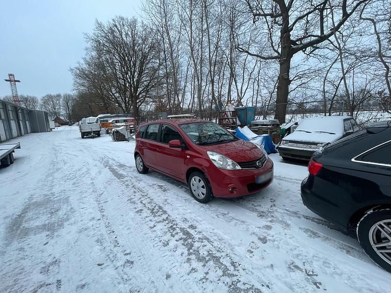 Gebraucht Nissan Note 89 PS (65 kW) 2009 Rot Kleinwagen