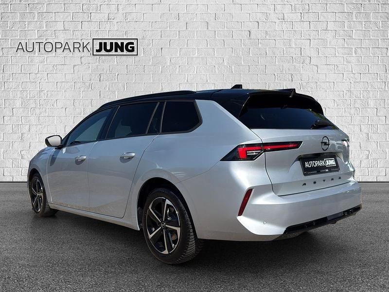 Usata Opel Astra GS Line 131 CV (96 kW) 2025 Argento Utilitaria