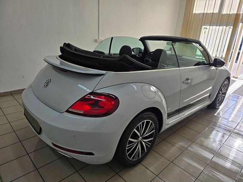Gebraucht VW Beetle Cabriolet Sound 180 PS (132 kW) 2016 Grau Cabrio