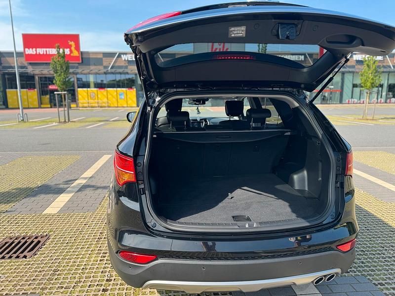 Gebraucht Hyundai Santa Fe 197 PS (144 kW) 2013 Schwarz SUV