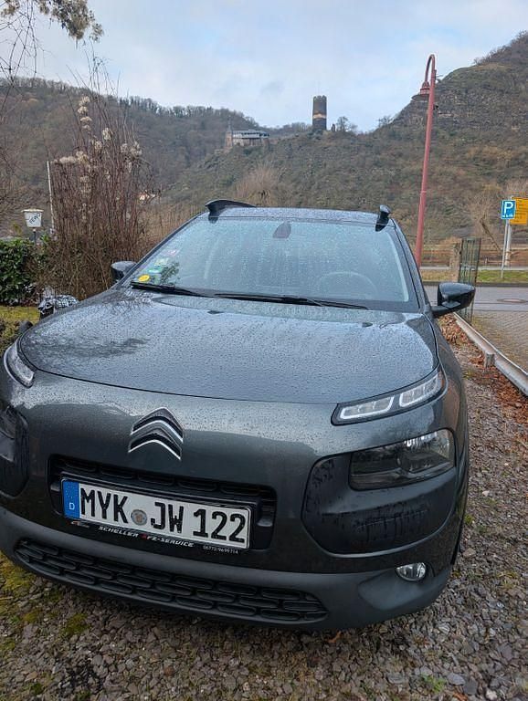 Gebraucht Citroën C4 Shine 99 PS (72 kW) 2016 Grau Limousine