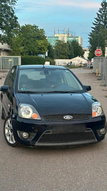Blau Gebraucht 2006 Ford Fiesta ST Kleinwagen | 2.700 € (Fairer Preis) - Bild 1/4
