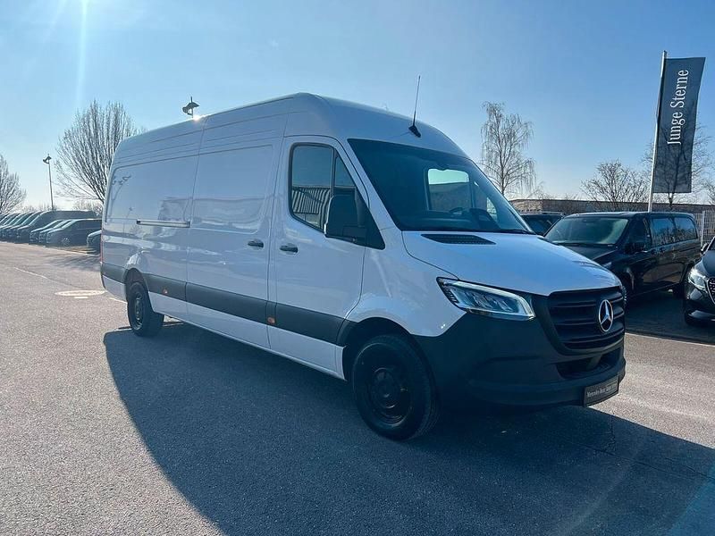 Gebraucht Mercedes Sprinter 170 PS (125 kW) 2025 Arktikweiß Van