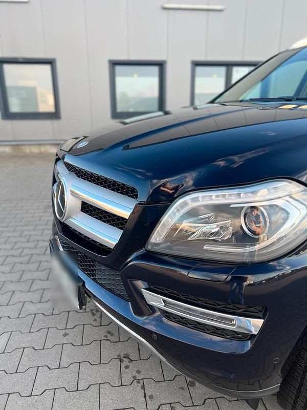 Gebraucht Mercedes GLS350 258 PS (189 kW) 2015 Blau SUV