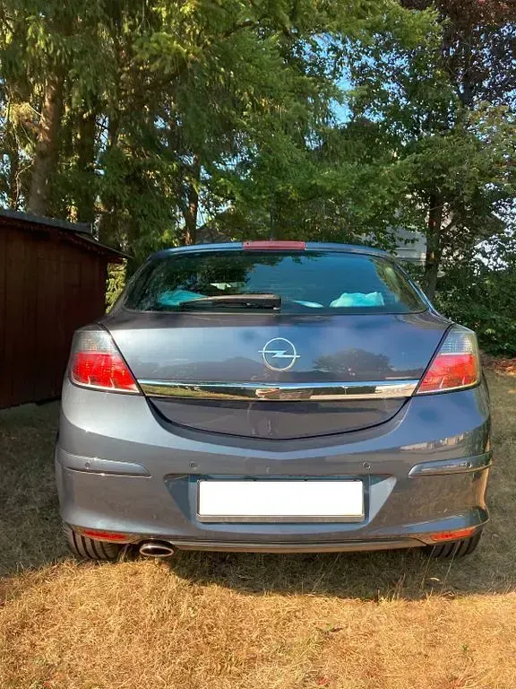 Gebraucht Opel Astra GTC Sport 140 PS (102 kW) 2007 Blau Limousine