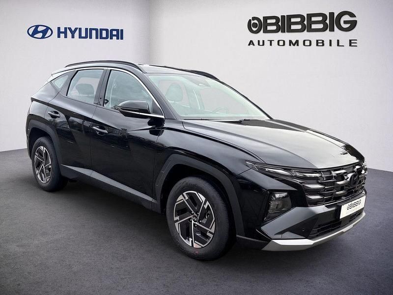 Neu Hyundai Tucson Select 150 PS (110 kW) 2026 Schwarz SUV