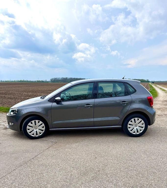 Second-hand VW Polo 105 CP (77 kW) 2013 Gri Hatchback