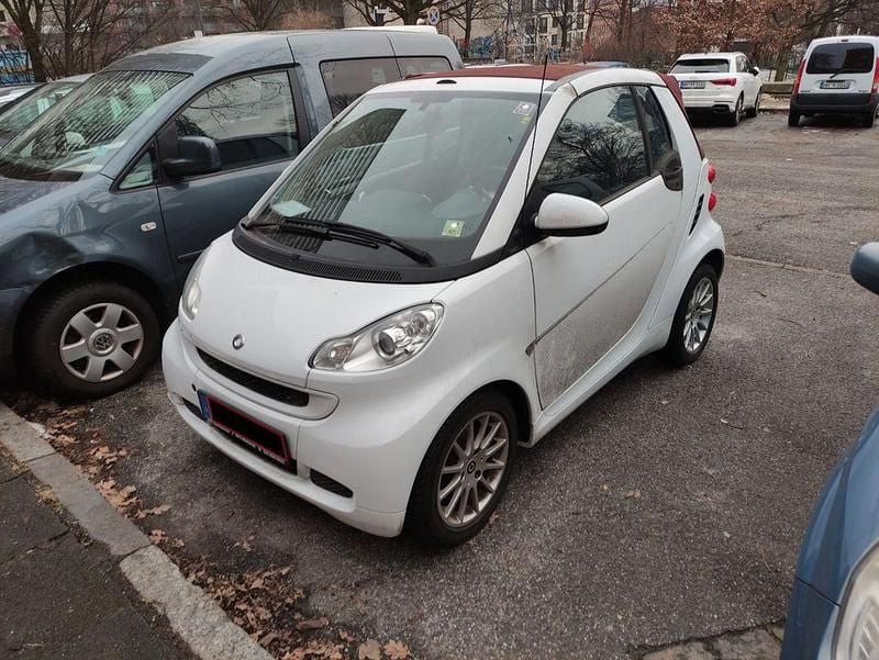 Gebraucht Smart ForTwo Cabrio 61 PS (44 kW) 2012 Weiß Cabrio
