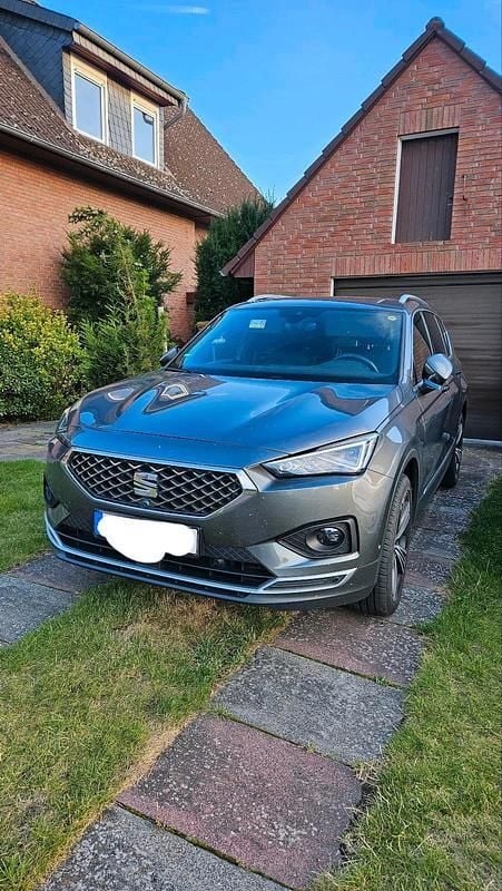 Grau Gebraucht 2019 Seat Tarraco 4Drive SUV | 25.000 € (Guter Preis) - Bild 1/4