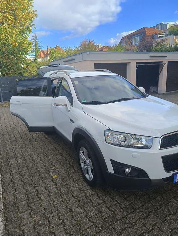 Gebraucht Chevrolet Captiva LT 184 PS (135 kW) 2012 Weiß SUV