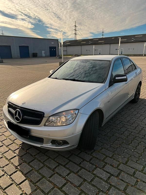 Gebraucht Mercedes 320 245 PS (180 kW) 2009 Silber Limousine