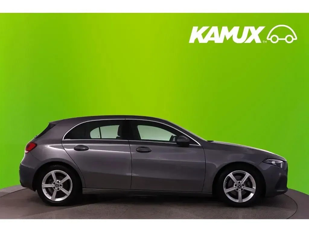 Gebraucht Mercedes A200 Progressive 150 PS (110 kW) 2021 Grau Limousine