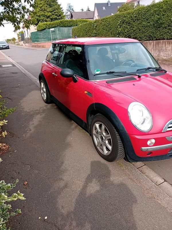 Rot Gebraucht 2006 Mini ONE Kleinwagen | 2.700 € - Bild 1/4
