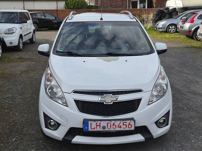 Second-hand Chevrolet Spark 82 CP (60 kW) 2010 Alb Hatchback