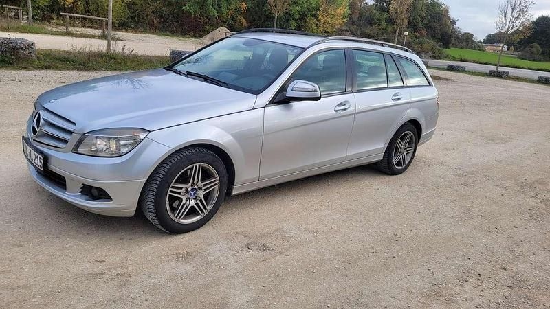 Gebraucht Mercedes C220 170 PS (125 kW) 2008 Grau Kombi