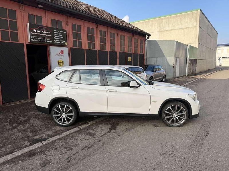 Gebraucht BMW X1 143 PS (105 kW) 2011 Alpinweiss iii SUV