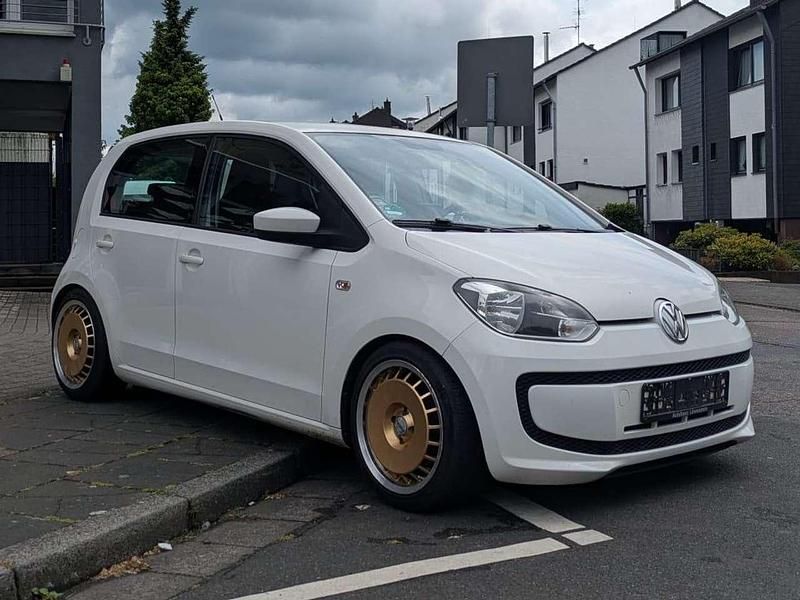 Weiß Gebraucht 2014 VW up! Cup Kleinwagen | 5.500 € (Fairer Preis) - Bild 1/4