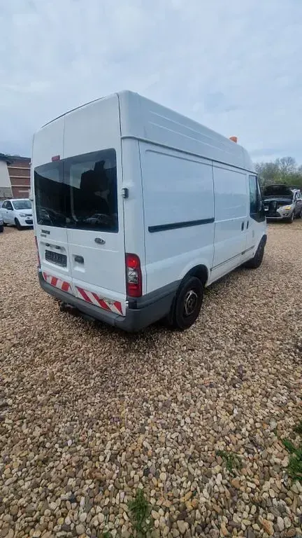 Używany Ford Transit 116 KM (85 kW) 2009 Biały Pickup