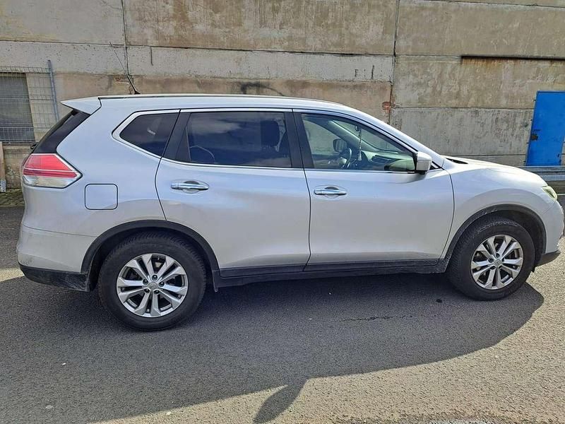 Gebraucht 2015 Nissan X-Trail Tekna SUV | 8.300 € (Etwas zu teuer) - Bild 1/4