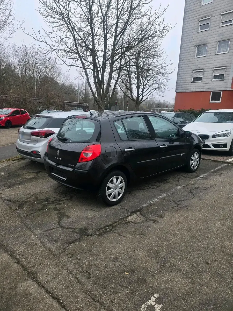 Gebraucht Renault Clio III 88 PS (64 kW) 2007 Schwarz Kleinwagen