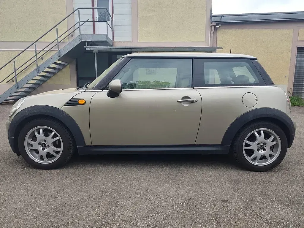 Usata Mini Cooper D 109 CV (80 kW) 2007 Utilitaria
