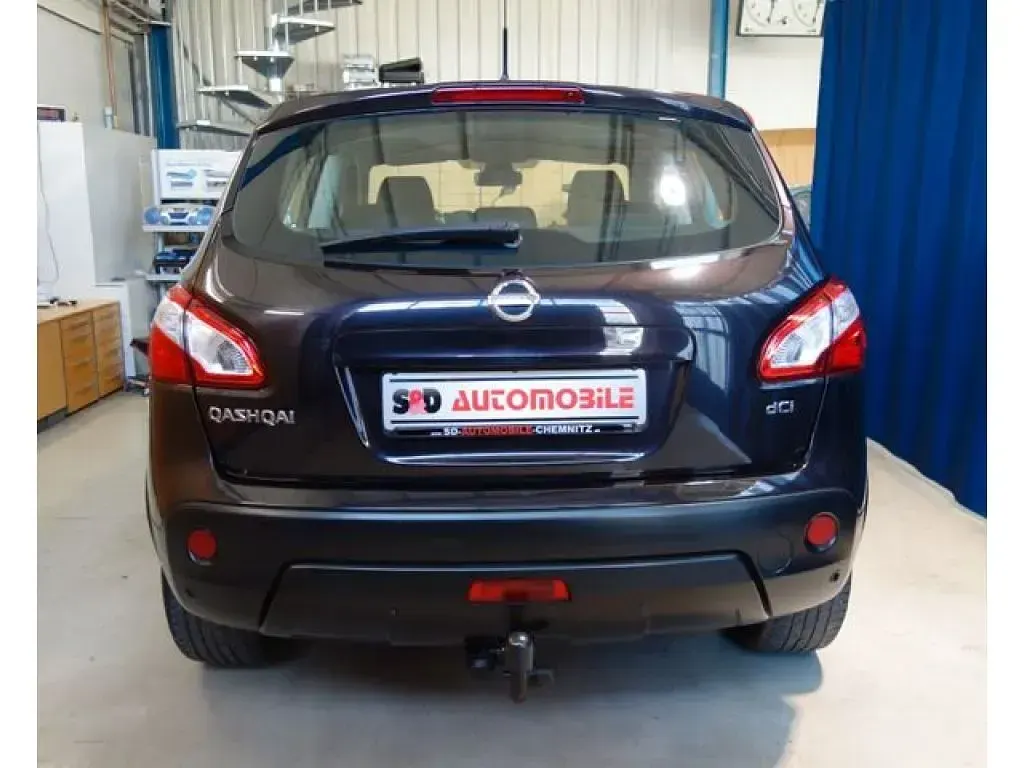 Gebraucht Nissan Qashqai Acenta 150 PS (110 kW) 2011 Schwarz SUV