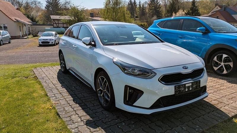 Usata Kia ProCeed 160 CV (117 kW) 2021 Bianco Station wagon