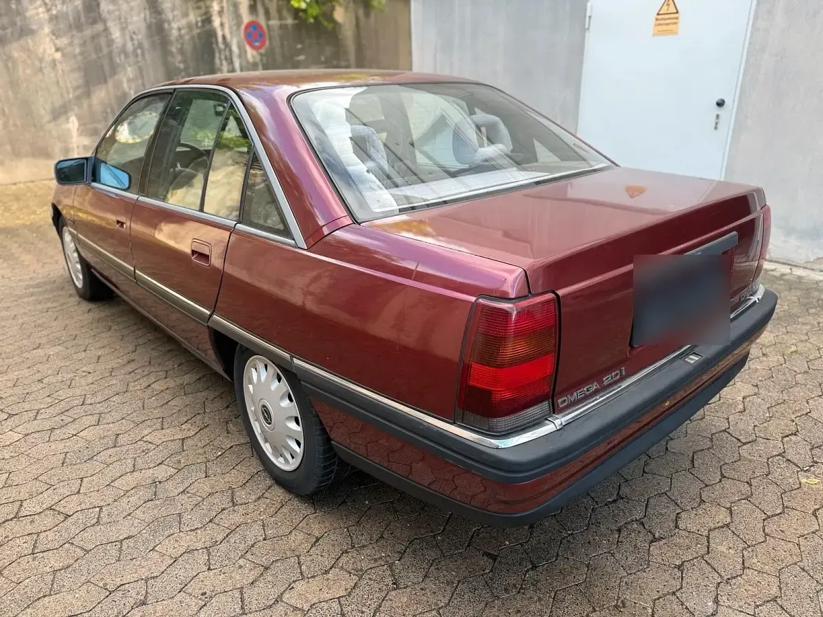Gebraucht Opel Omega 122 PS (89 kW) 1992 Kombi