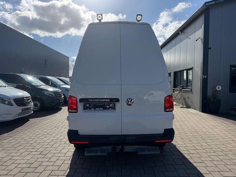 Second-hand VW Transporter 150 CP (110 kW) 2020 Alb Van