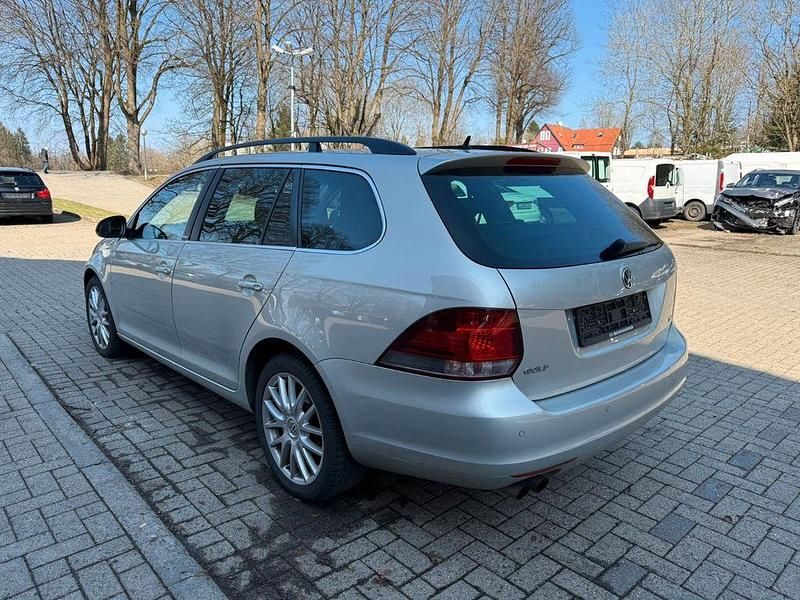 Gebraucht VW Golf VI Style 122 PS (89 kW) 2011 Grau Kleinwagen