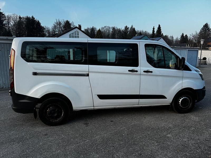 Używany Ford Transit 101 KM (74 kW) 2014 Biały Minivan