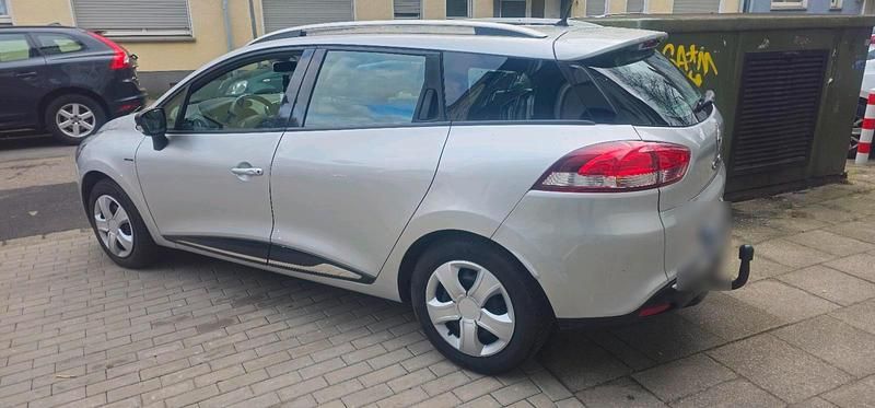 Gebraucht Renault Clio IV 90 PS (66 kW) 2018 Grau Limousine