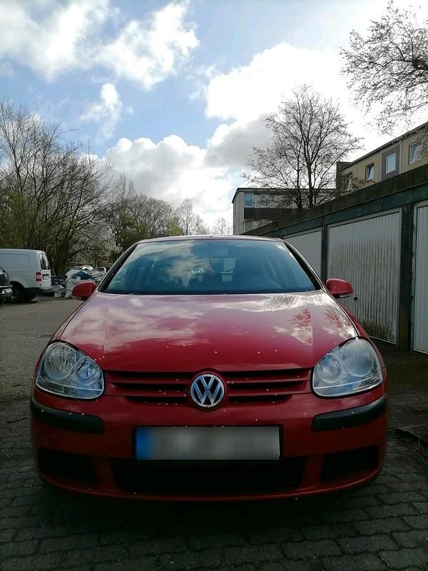 Gebraucht VW Golf V Sport 90 PS (66 kW) 2004 Rot Kleinwagen