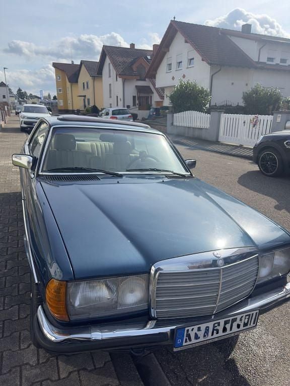 Gebraucht Mercedes 230 136 PS (100 kW) 1985 Blau Coupé
