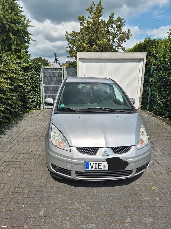 Silber Gebraucht 2007 Mitsubishi Colt Motion Kleinwagen | 1.700 € - Bild 1/3