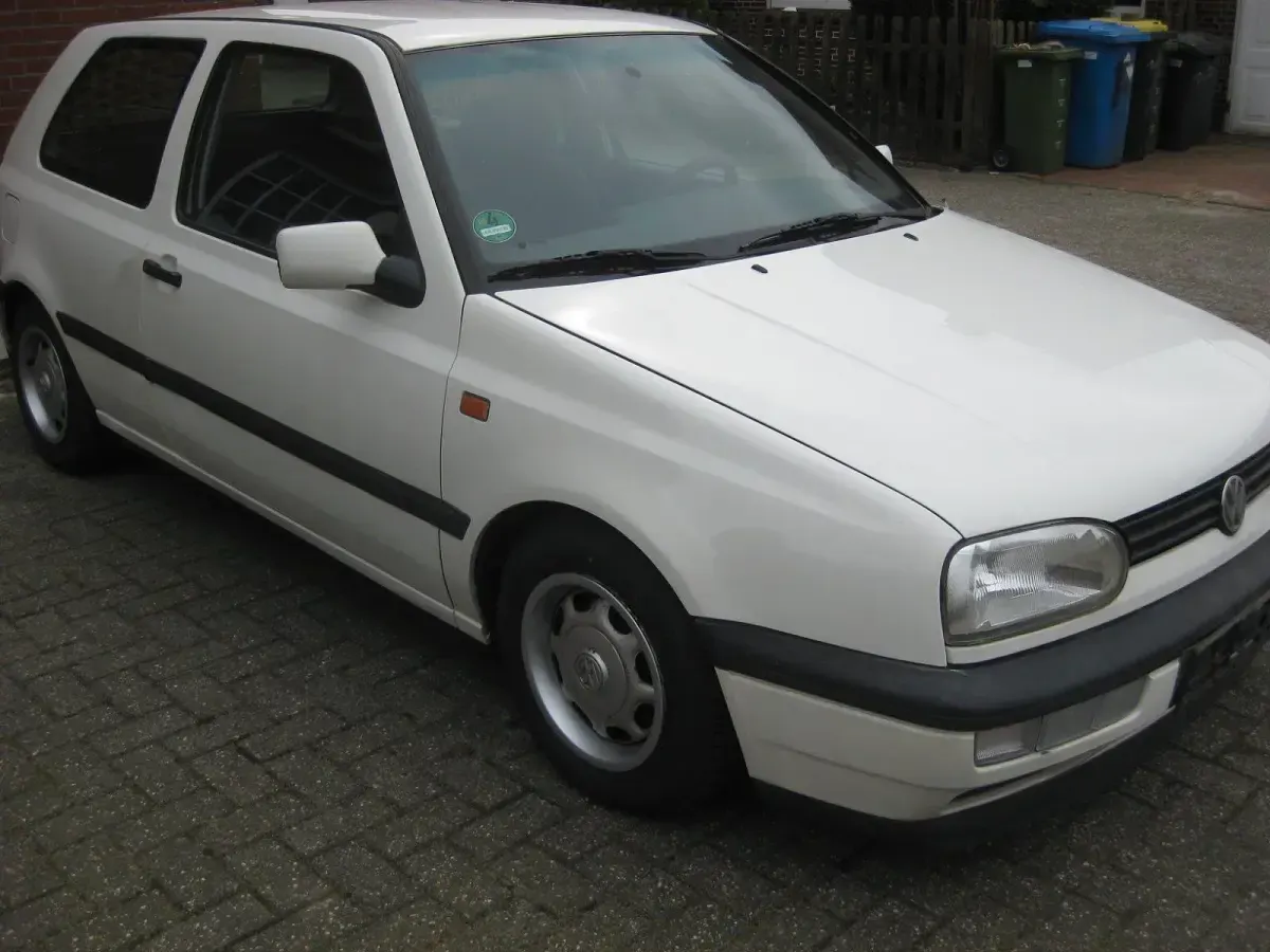 Gebraucht VW Golf III 75 PS (55 kW) 1992 Weiß Kleinwagen