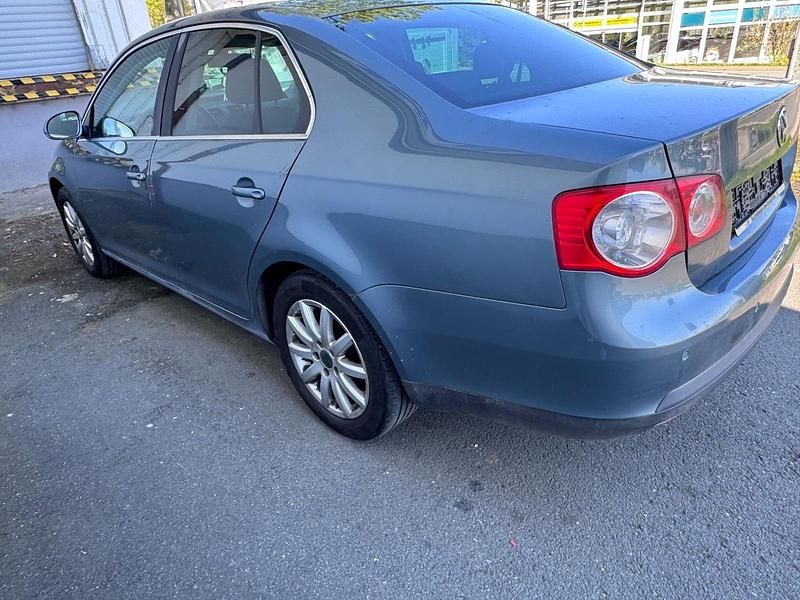 Gebraucht 2007 VW Jetta Limousine | 2.600 € (Superpreis) - Bild 1/4