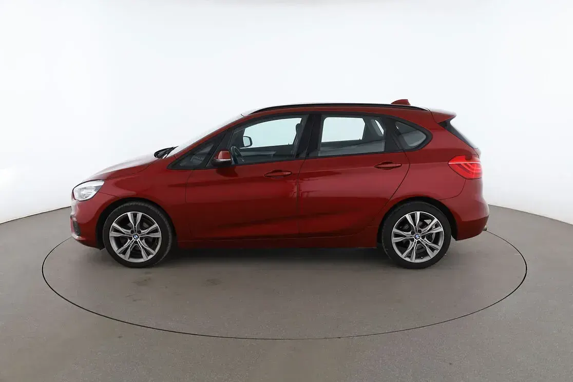 Gebraucht BMW 218 Active Tourer Advantage 150 PS (110 kW) 2017 Rot Van / Kleinbus