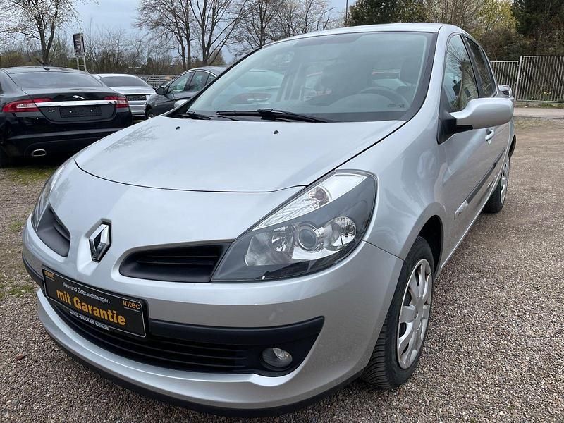 Gebraucht Renault Clio III Authentique 65 PS (47 kW) 2007 Kleinwagen
