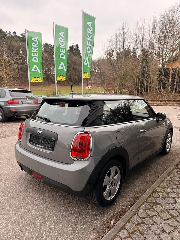 Gebraucht Mini John Cooper Works Pepper 102 PS (75 kW) 2017 Grau Kleinwagen