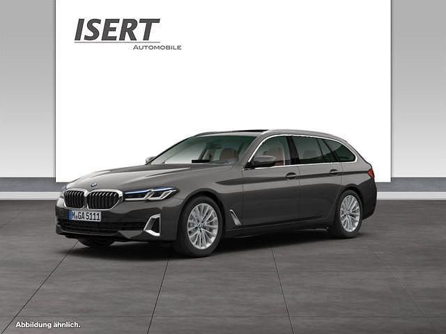 Grau Gebraucht 2022 BMW 530 Luxury Line Kombi | 37.890 € (Fairer Preis) - Bild 1/1
