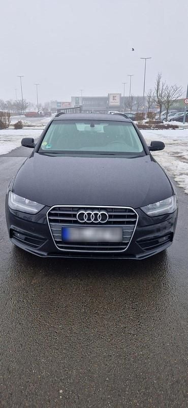 Gebraucht Audi A4 177 PS (130 kW) 2014 Schwarz Kombi