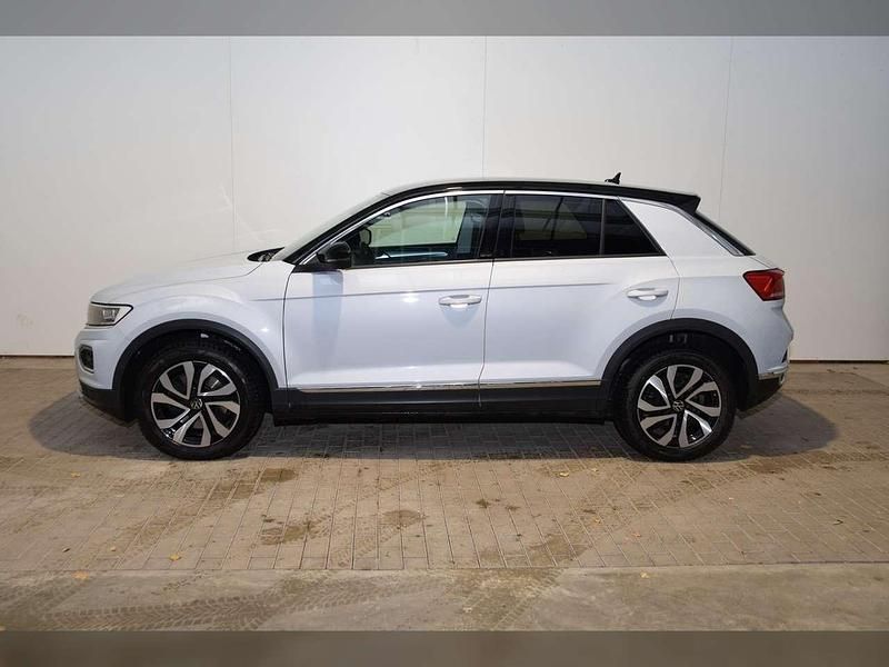 Gebraucht VW T-Roc Active 150 PS (110 kW) 2021 White silver metallic SUV