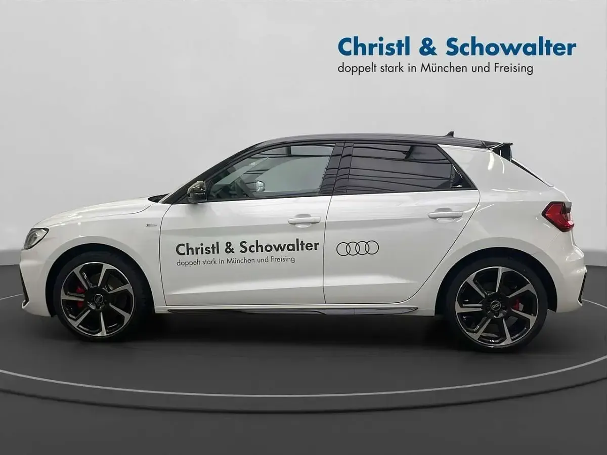 Gebraucht Audi A1 Sportback S-Line 207 PS (152 kW) 2025 Gletscherweiss metallic Kleinwagen
