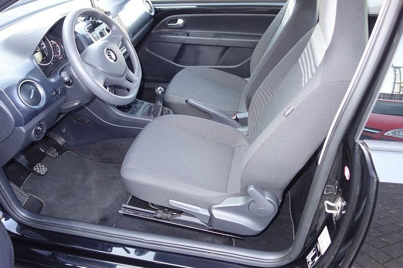 Gebraucht VW up! move up! 65 PS (47 kW) 2022 Schwarz Kleinwagen